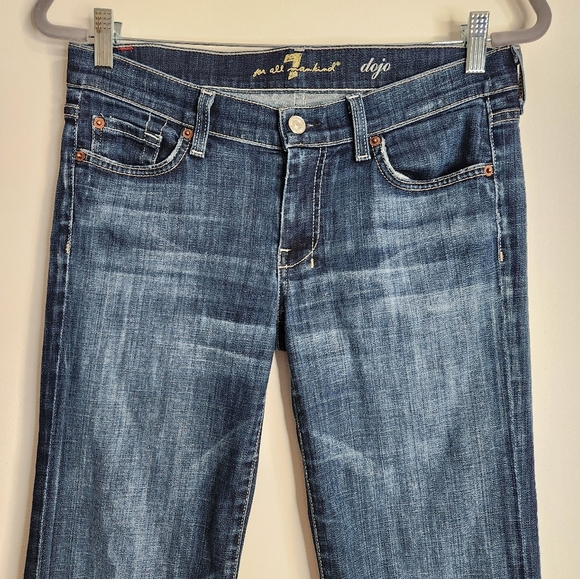 7 for all Mankind Dojo Mid Rise Dark Wash Flare Hem Jeans Size 28 X 28 L - Picture 2 of 15